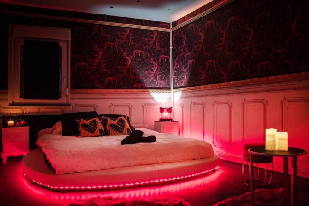 Bulle D'Amour , Une Nuit En Amoureux Thann Exterior photo